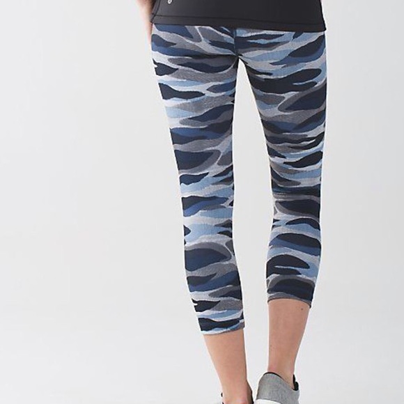 Lululemon Wunder Under Crop lll Mini Coast Camo - Picture 3 of 11